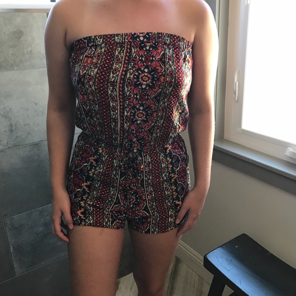 Angie short romper